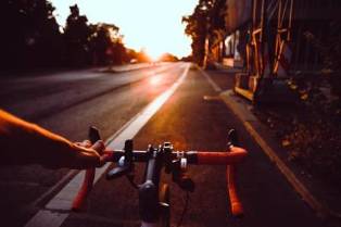 5 Compelling Reasons to Embrace the Joys of Cycling